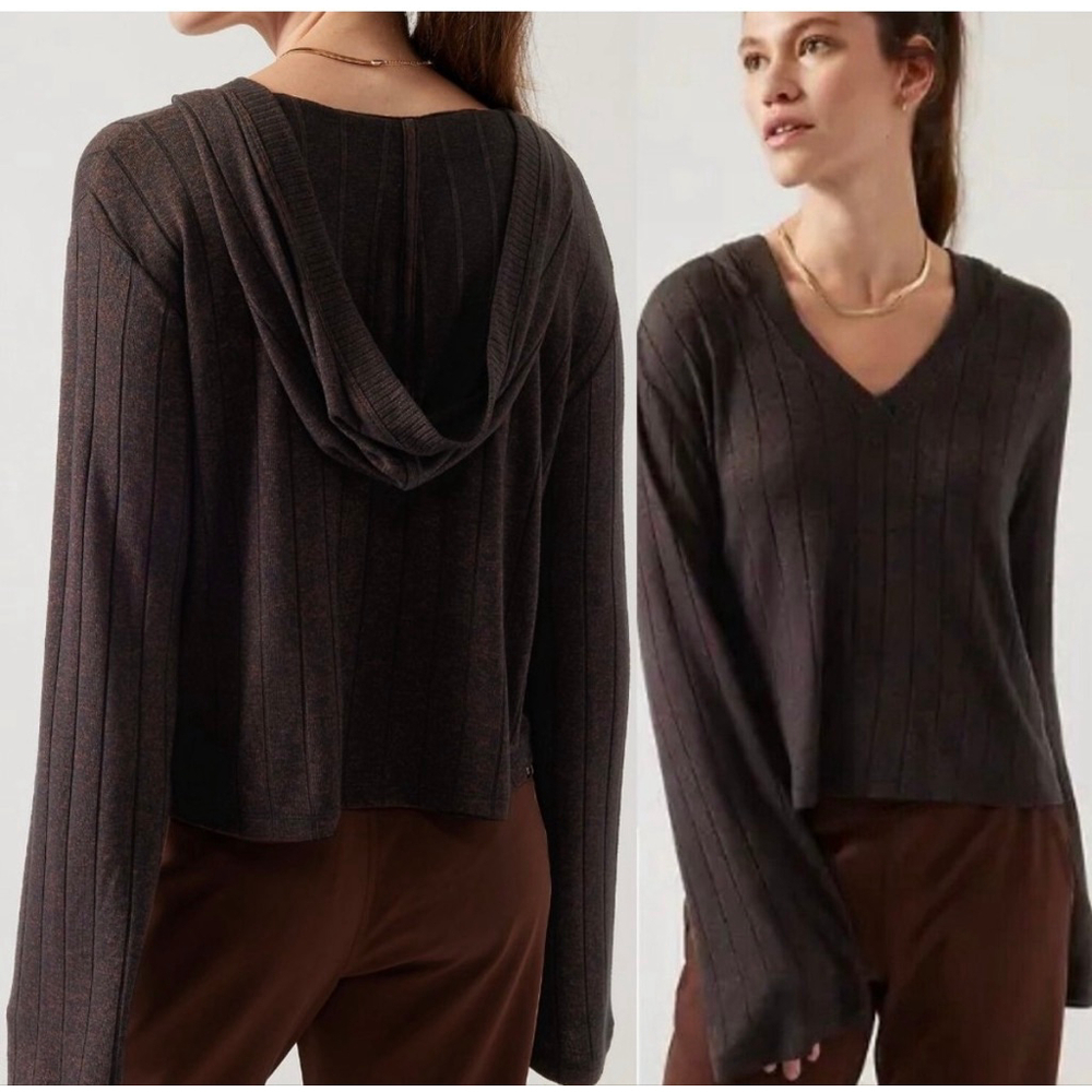 Athleta Harmony Pose Ribbed V-Neck Hoodie Mahogany Burgundy Black XS Bell Sleeve